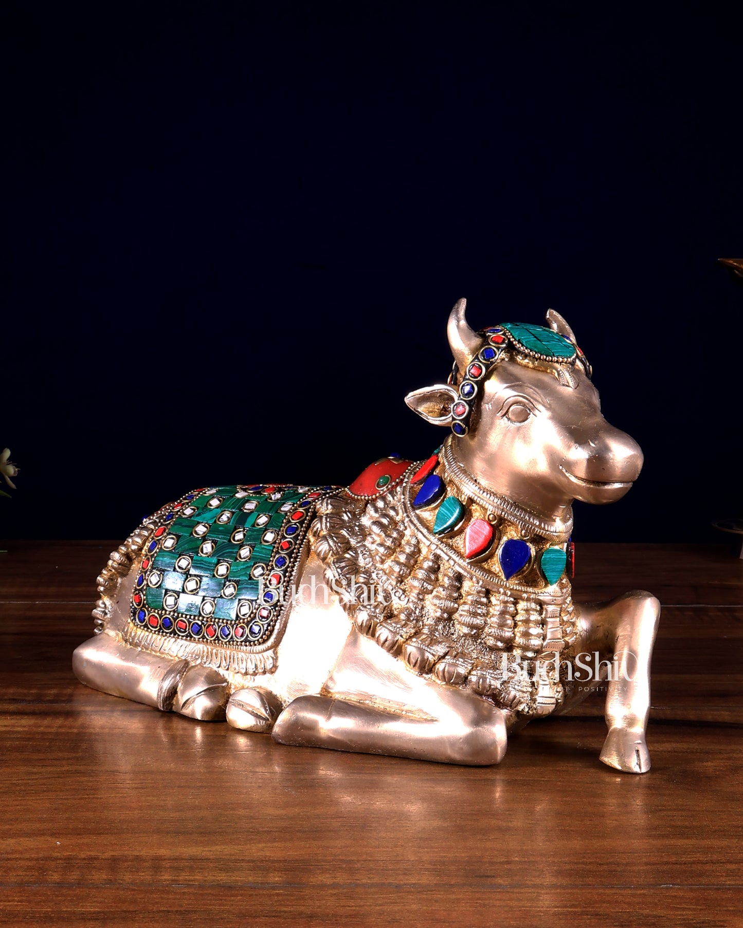 Pure Brass Engraved Nandi Statue – 10" stonework