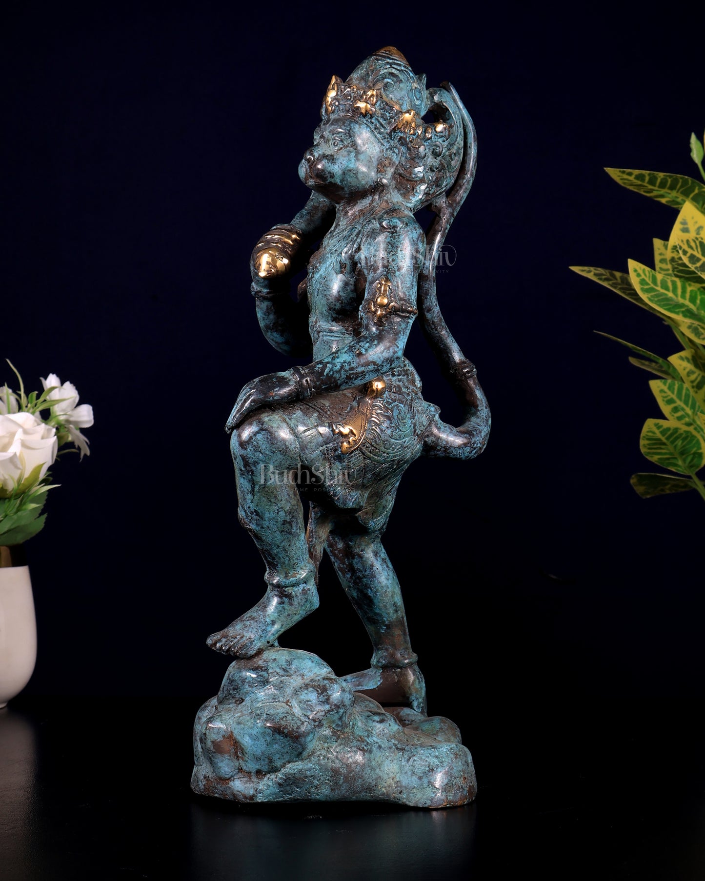 Balinese Bronze Lord Hanuman Sculpture, BudhShiv Exclusive
Height: 12 inch