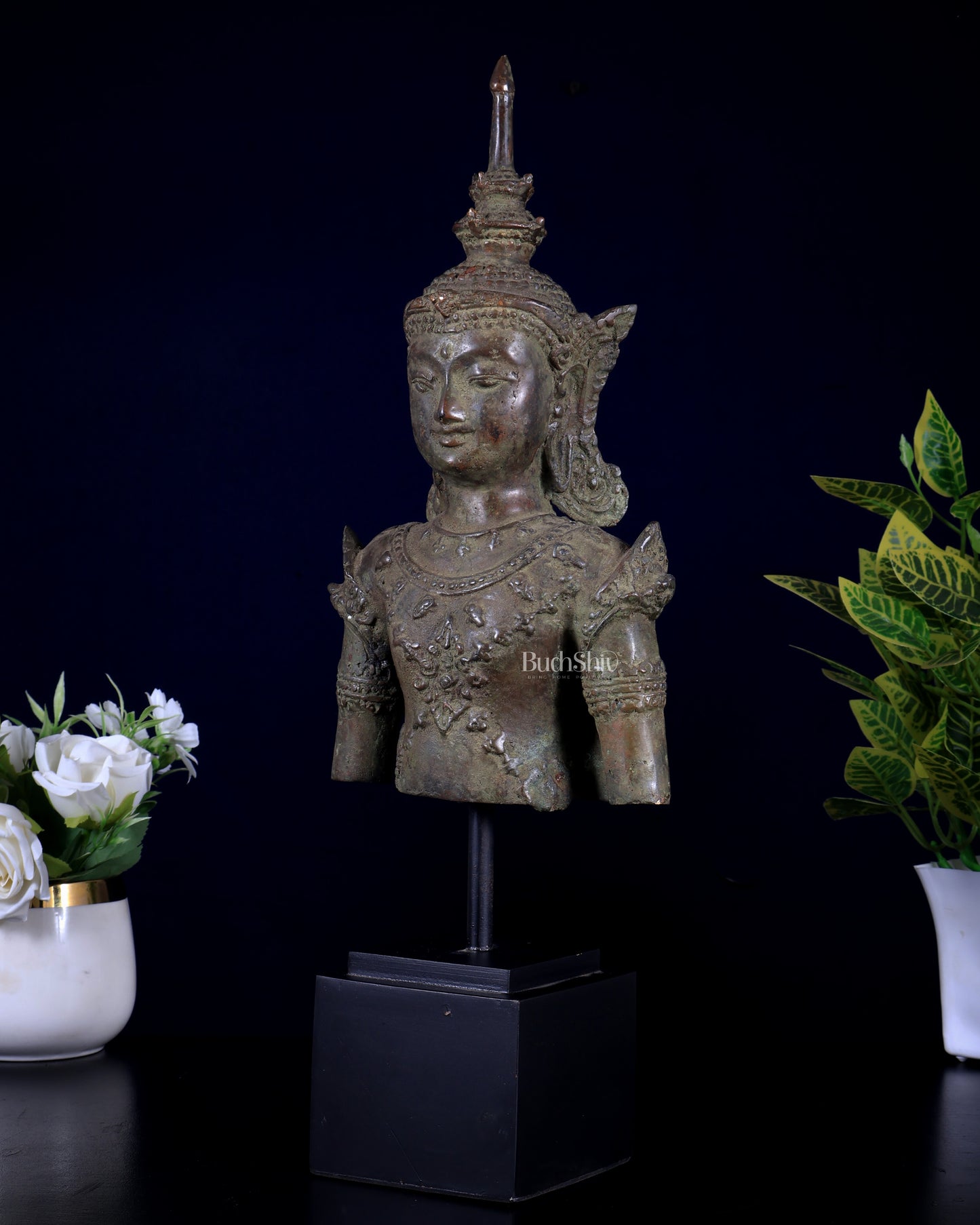 Vintage Thai Buddha With Crown – Museum Replica Showpiece
