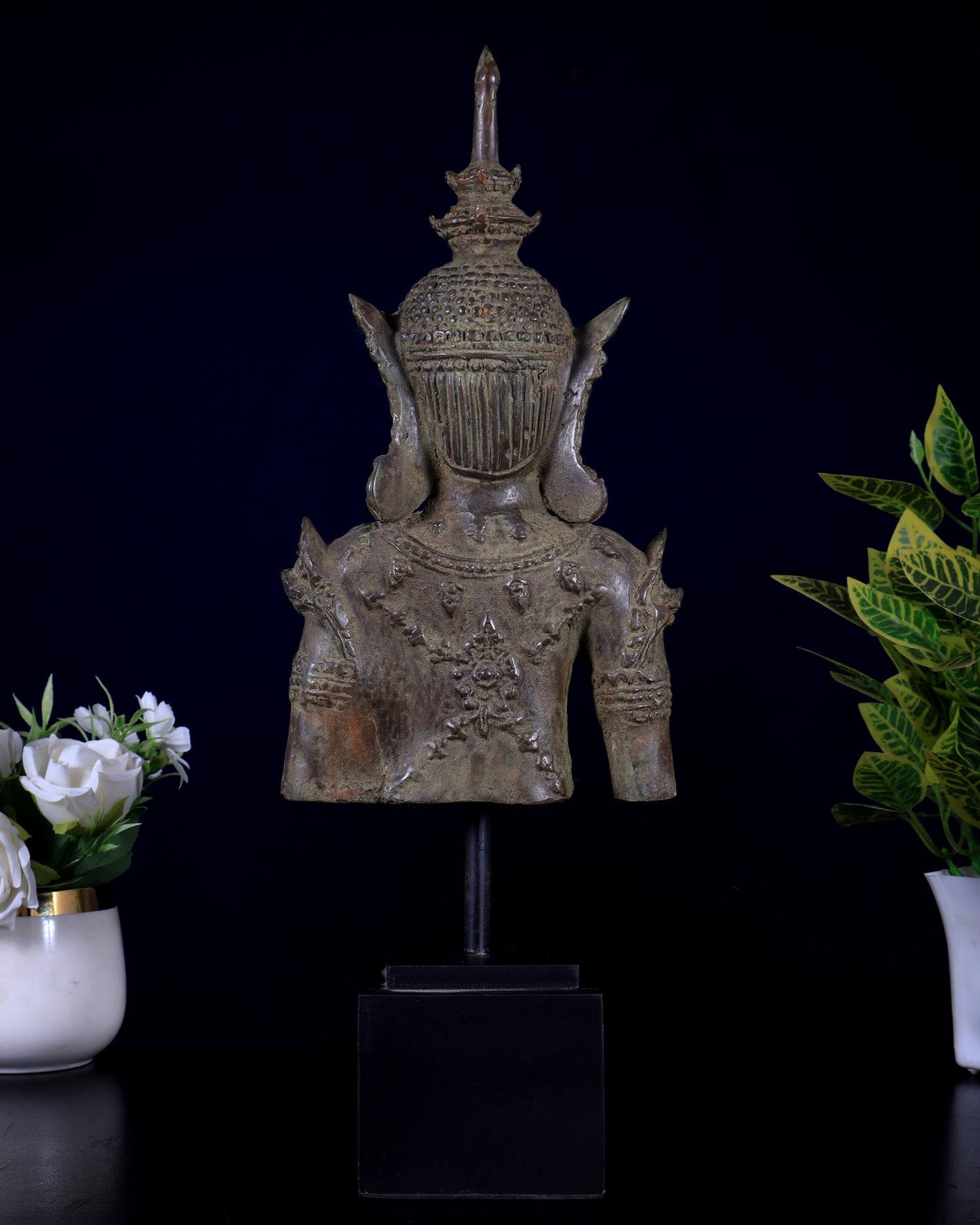 Vintage Thai Buddha With Crown – Museum Replica Showpiece