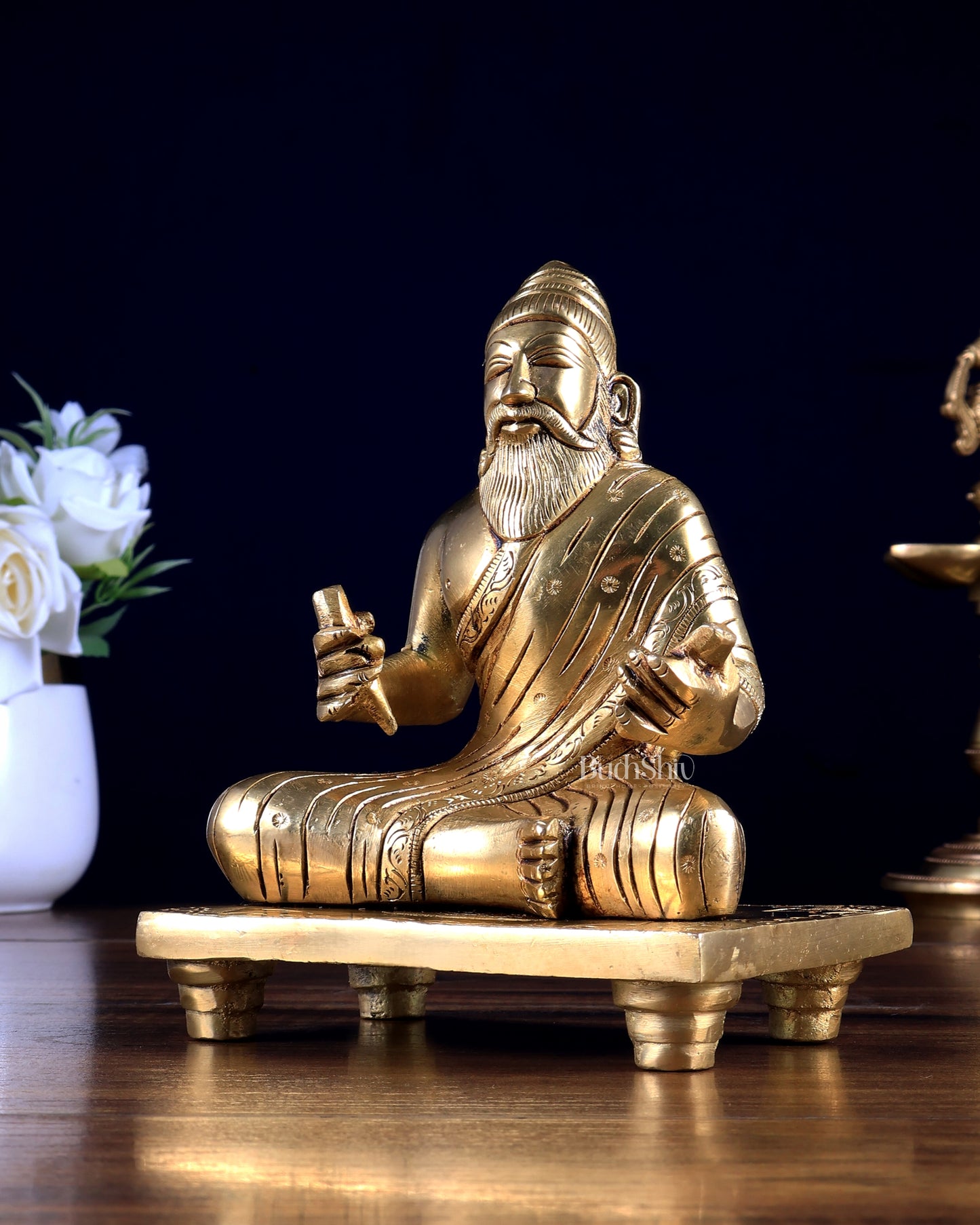 Pure Brass Thiruvalluvar Statue – Tamil Saint & Philosopher 6 inch