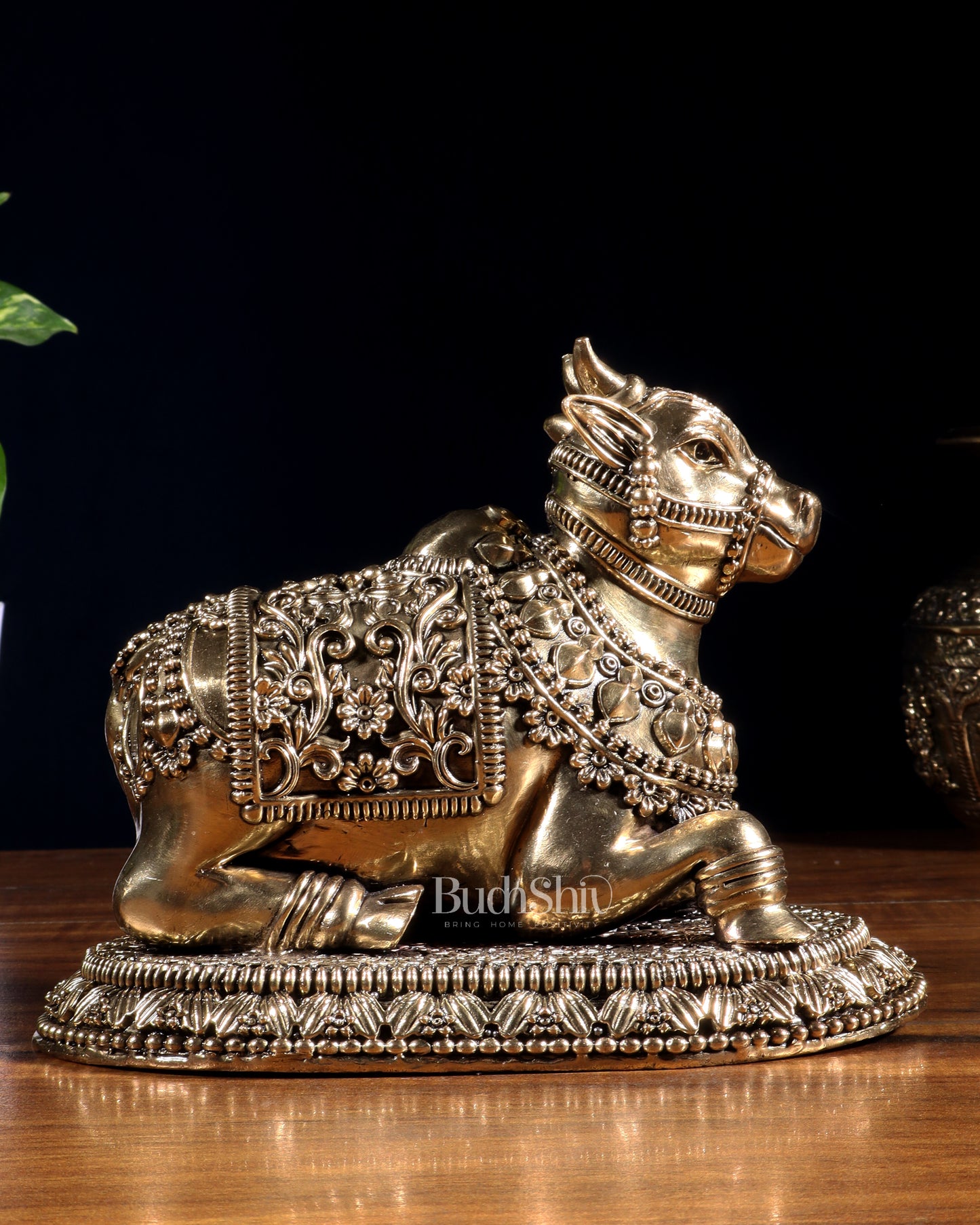Brass Superfine Intricate Nandi Idol | Two Sizes Available | Temple Decor | Premium Finish