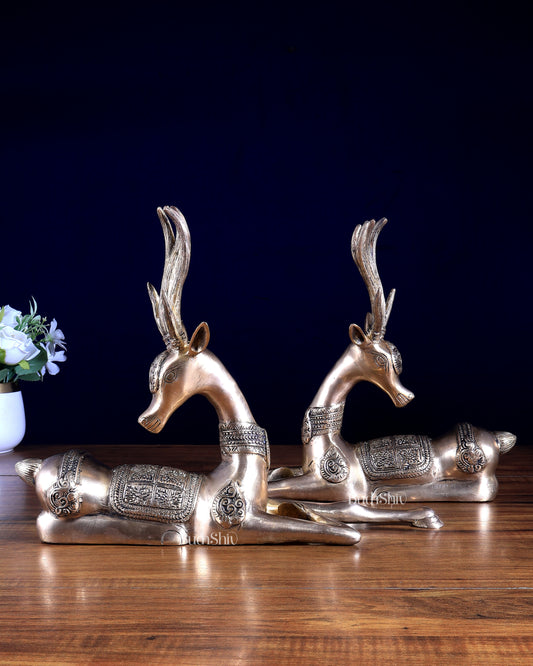 Pure Brass Resting Reindeer Pair – Elegant Home & Festive Décor