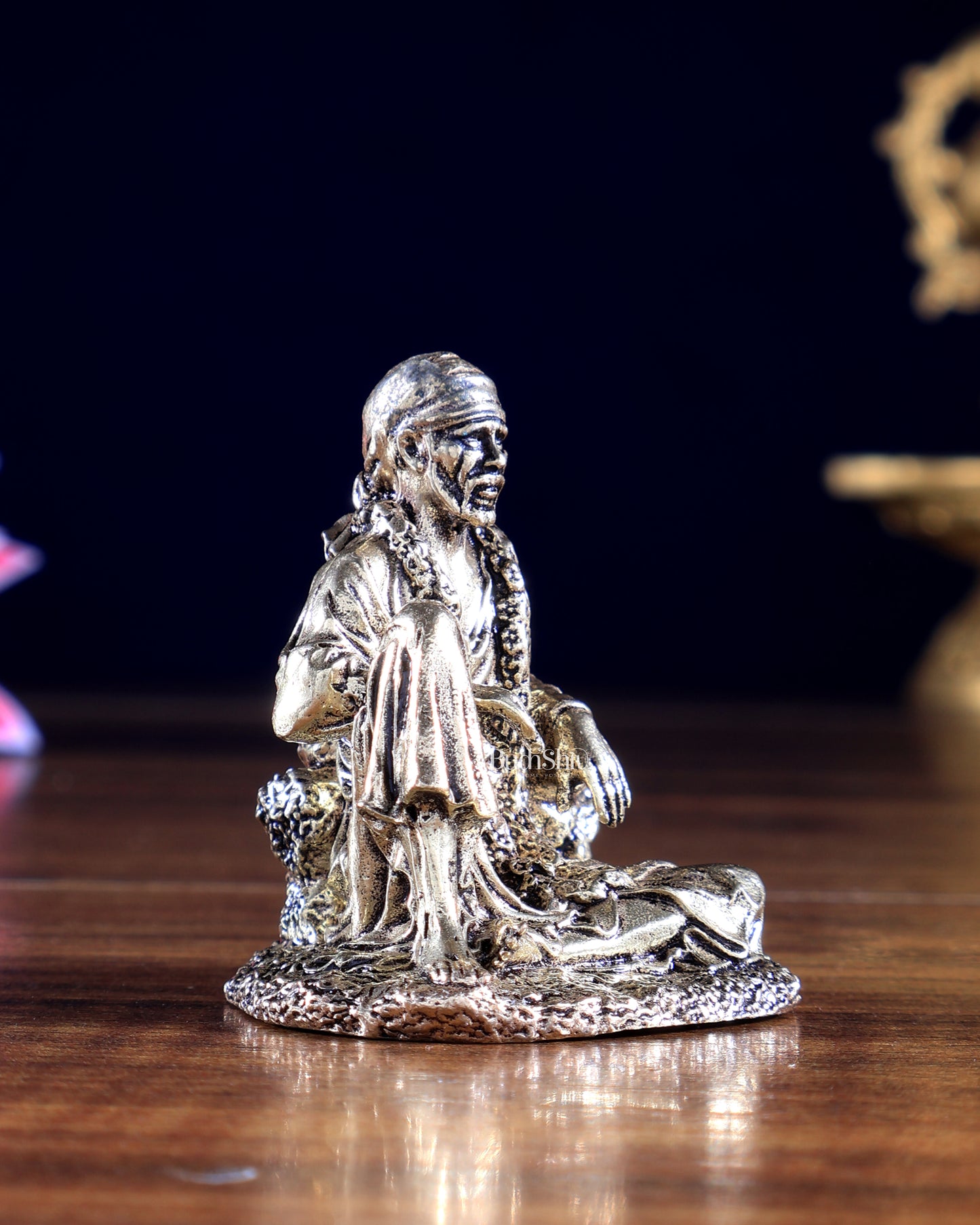 Brass Miniature Sai Baba Idol – Pocket-Size