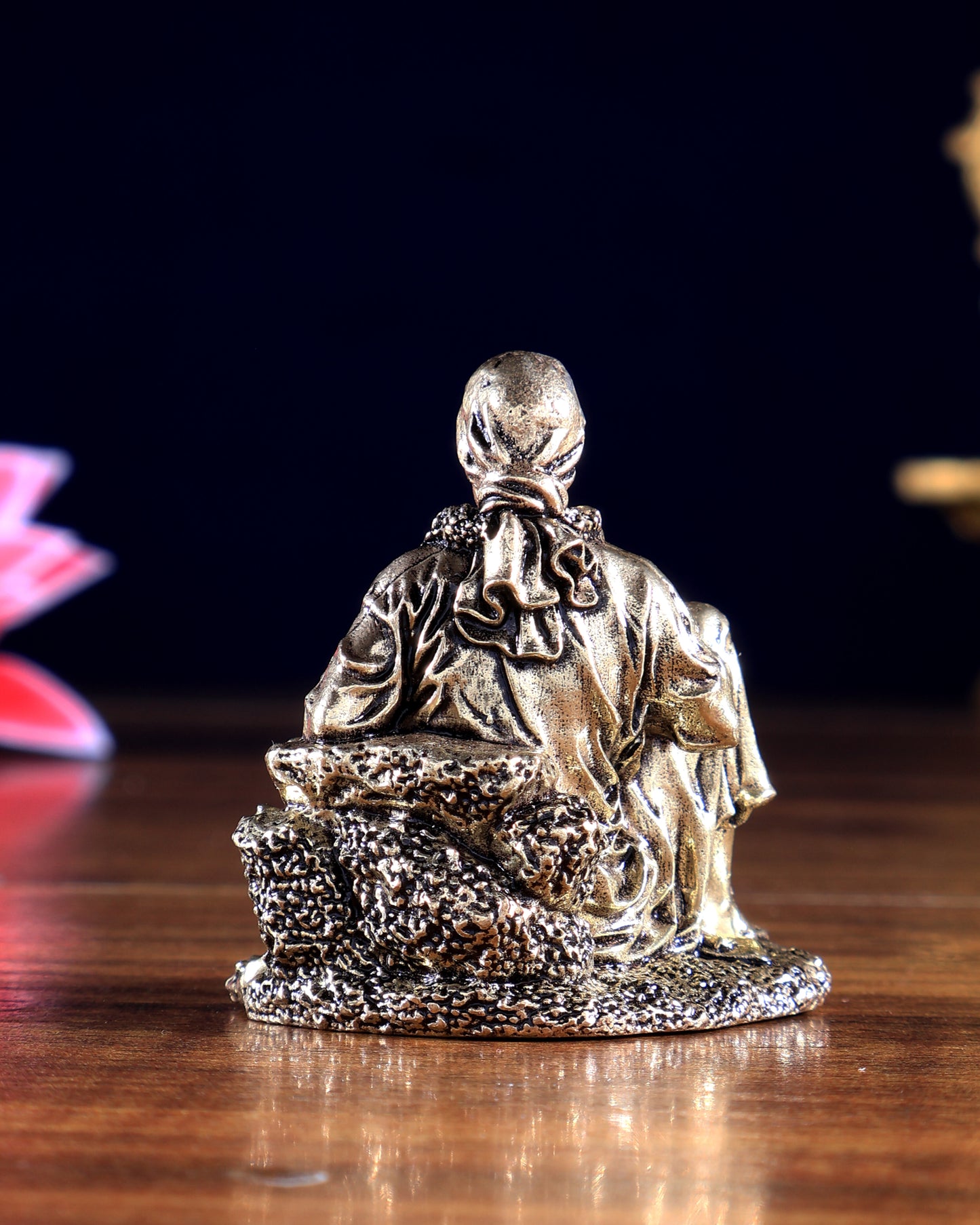 Brass Miniature Sai Baba Idol – Pocket-Size