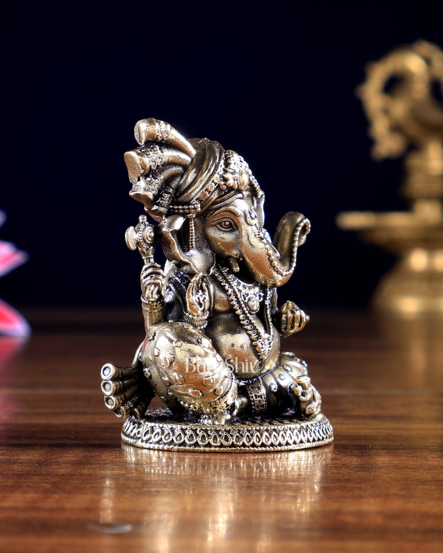 Miniature Brass Superfine Ganesha Idol – Pocket-Size Blessings for Home & Gifts