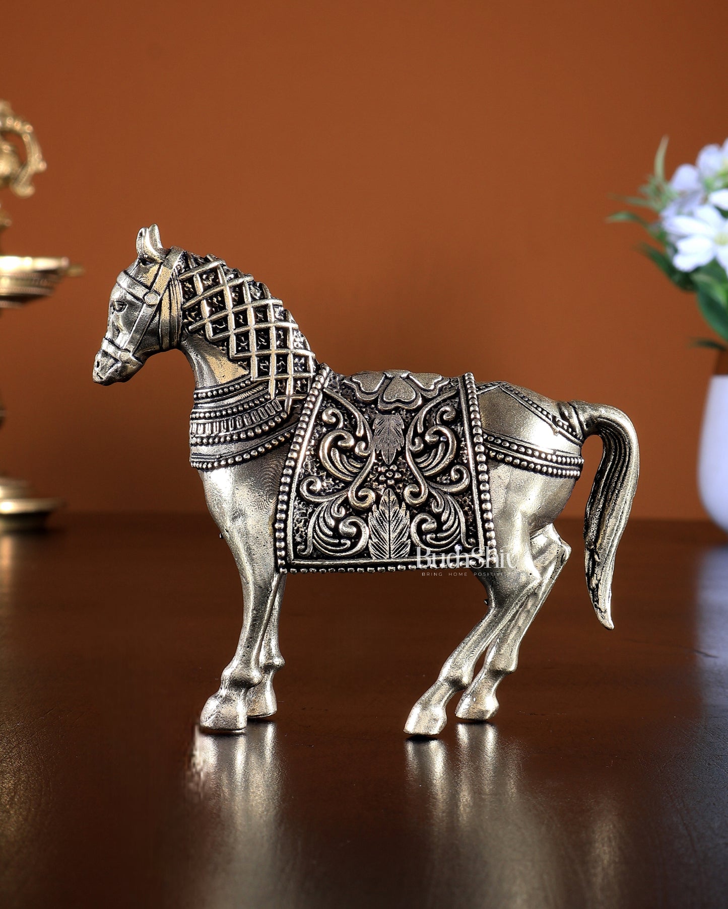 Brass Superfine standing horse statue 4 inch