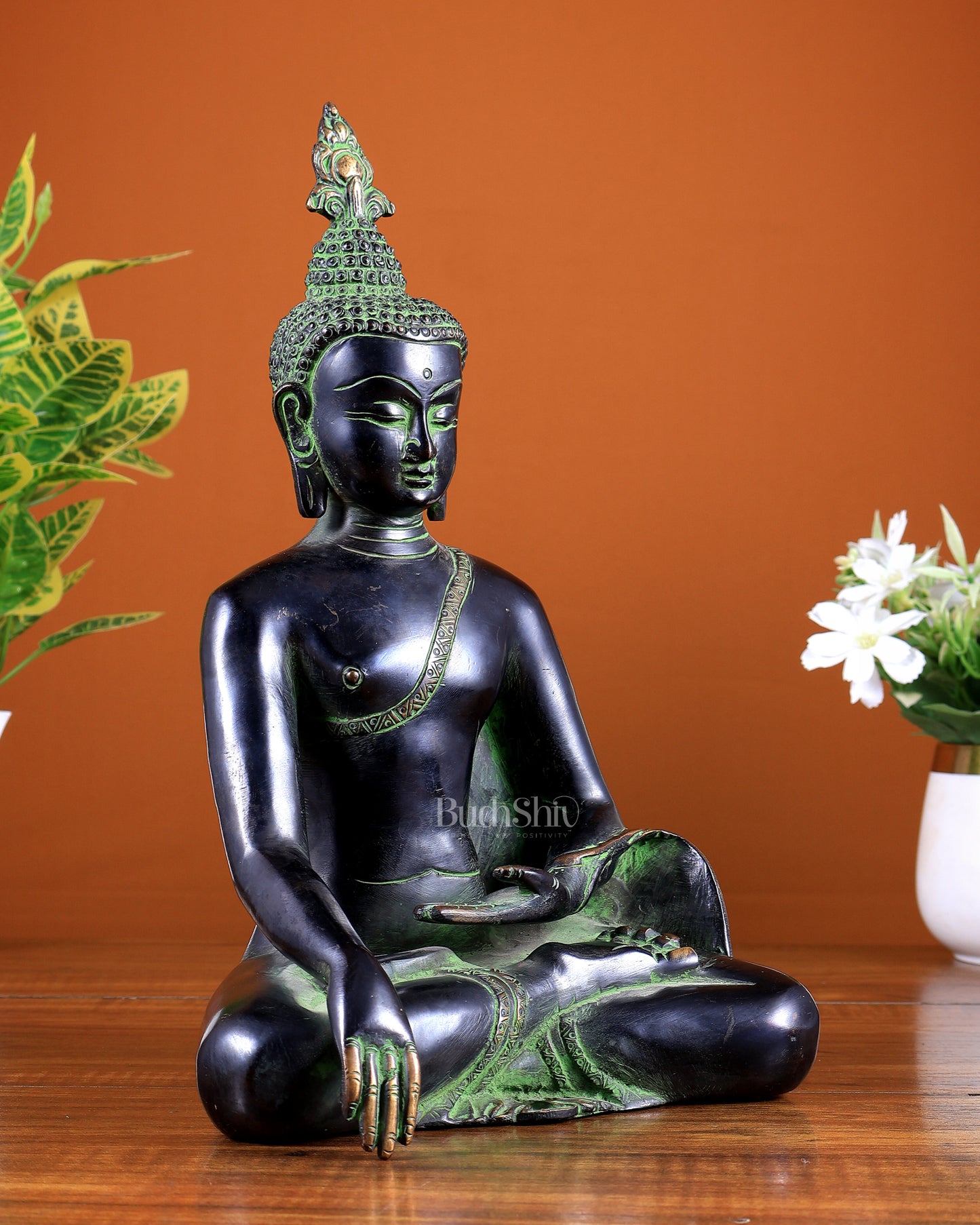 Brass Enlightened Buddha Statue – Bhoomi Sparsha Mudra (Black & Green Tone) 11 inch