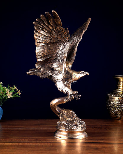 Brass Unique Eagle Vastu Statue – Symbol of Power & Protection