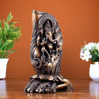 Brass Ganesha Statue in Handheld Conch (Shankha) Design – Artistic Showpiece & Gift