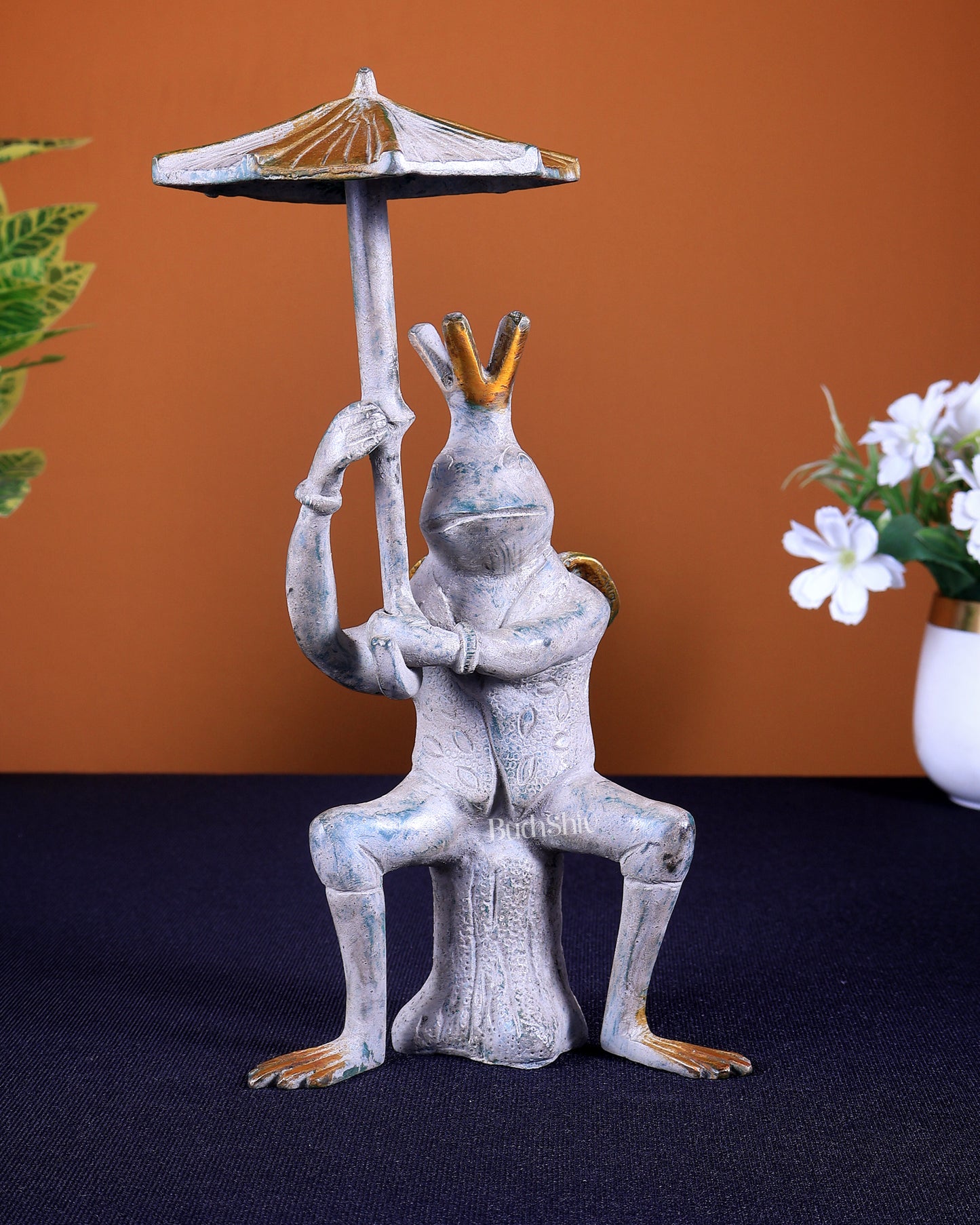 Brass Frog with Wings Holding Umbrella – Vintage Fantasy Showpiece