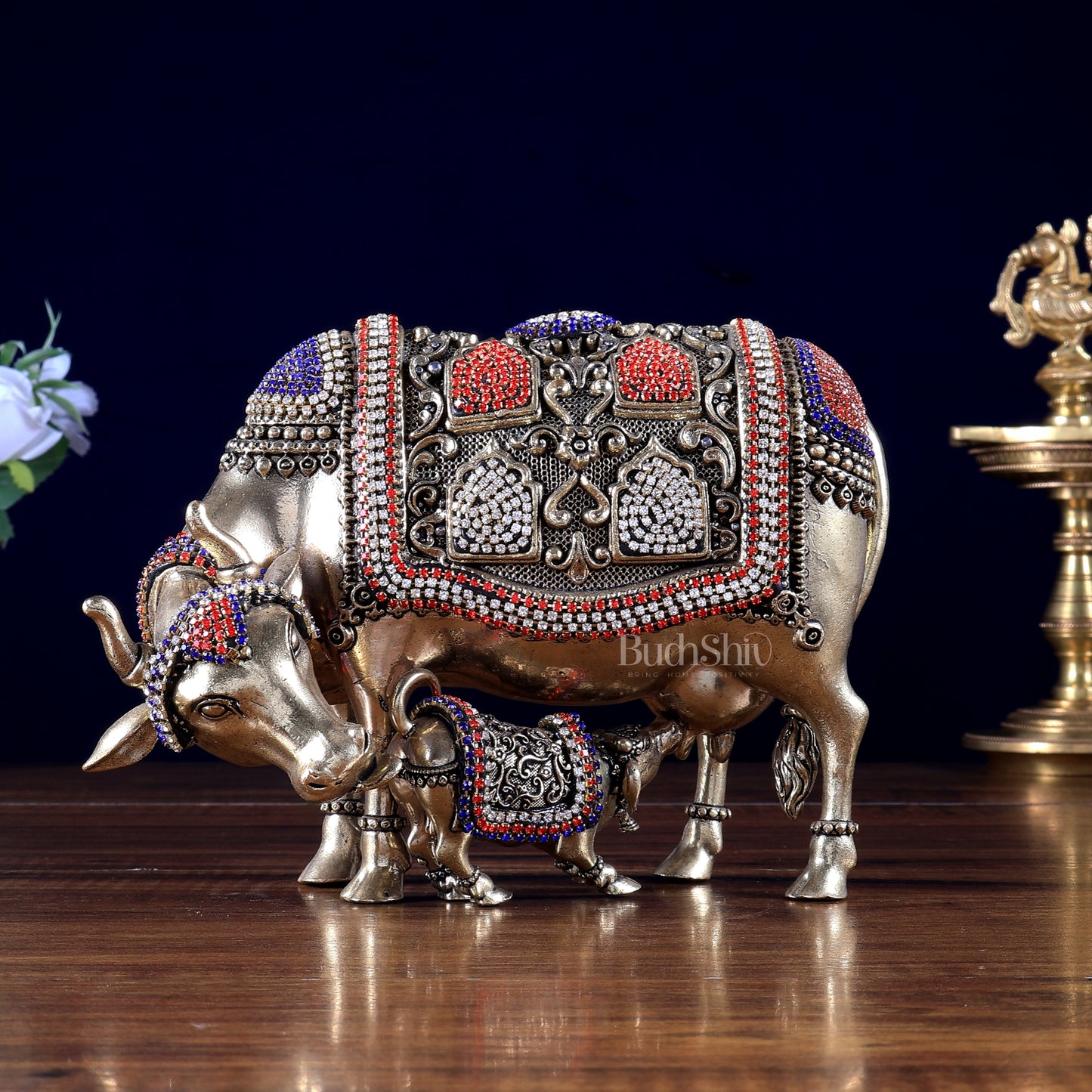 Brass Superfine Kamdhenu Cow with Calf Idol – Jewellers Work Detailing