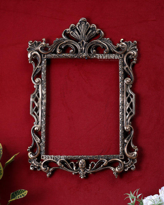 Brass Wall Hanging Photo Frame – Intricate Vintage Design 17.5 inch