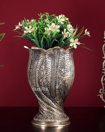Brass Superfine Flower Vase / Flower Pot with Snake Design – Decorative Artefact 8 inch