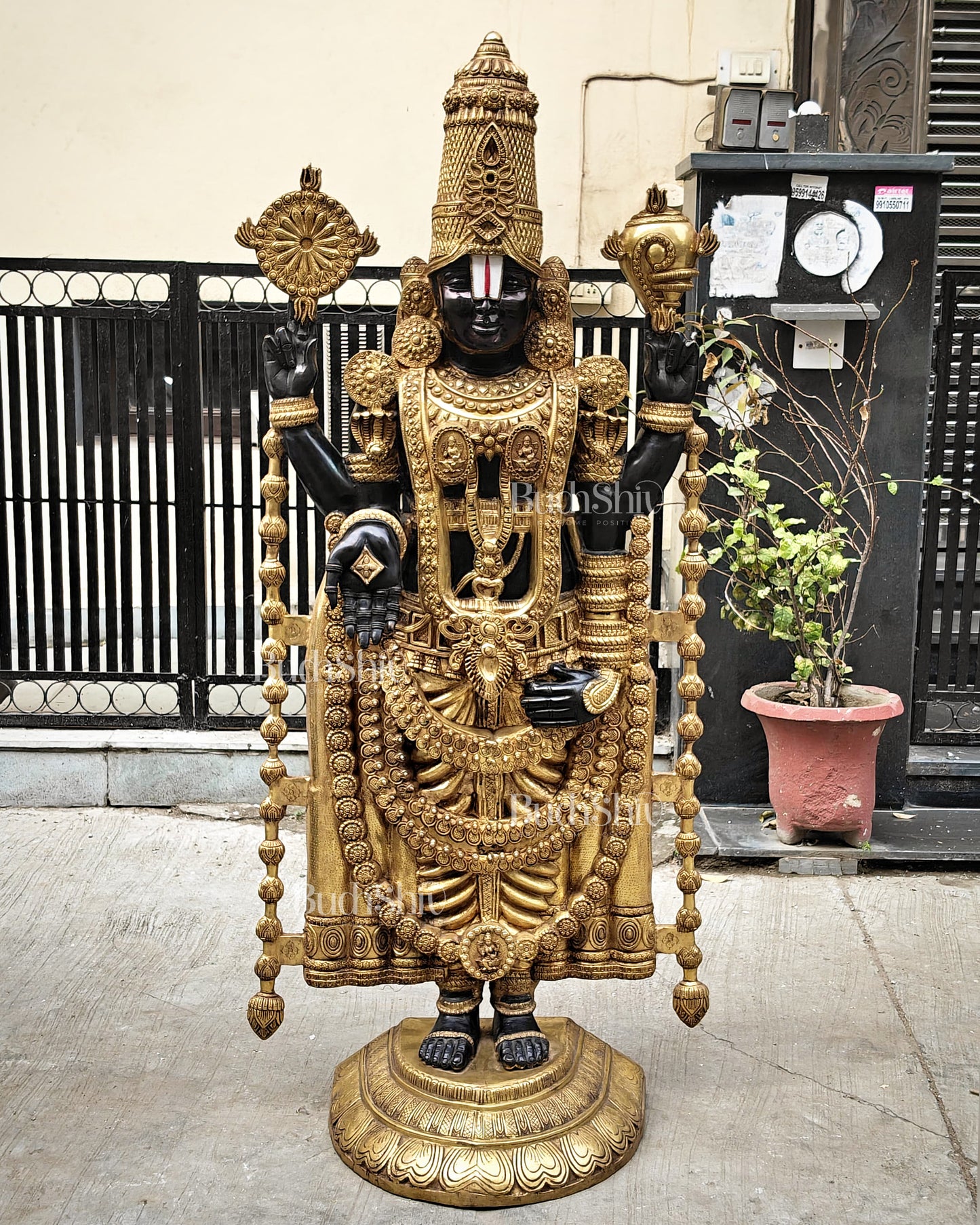 Brass Tirupati Balaji Lord Venkateshwara 6 feet tall/69 inch