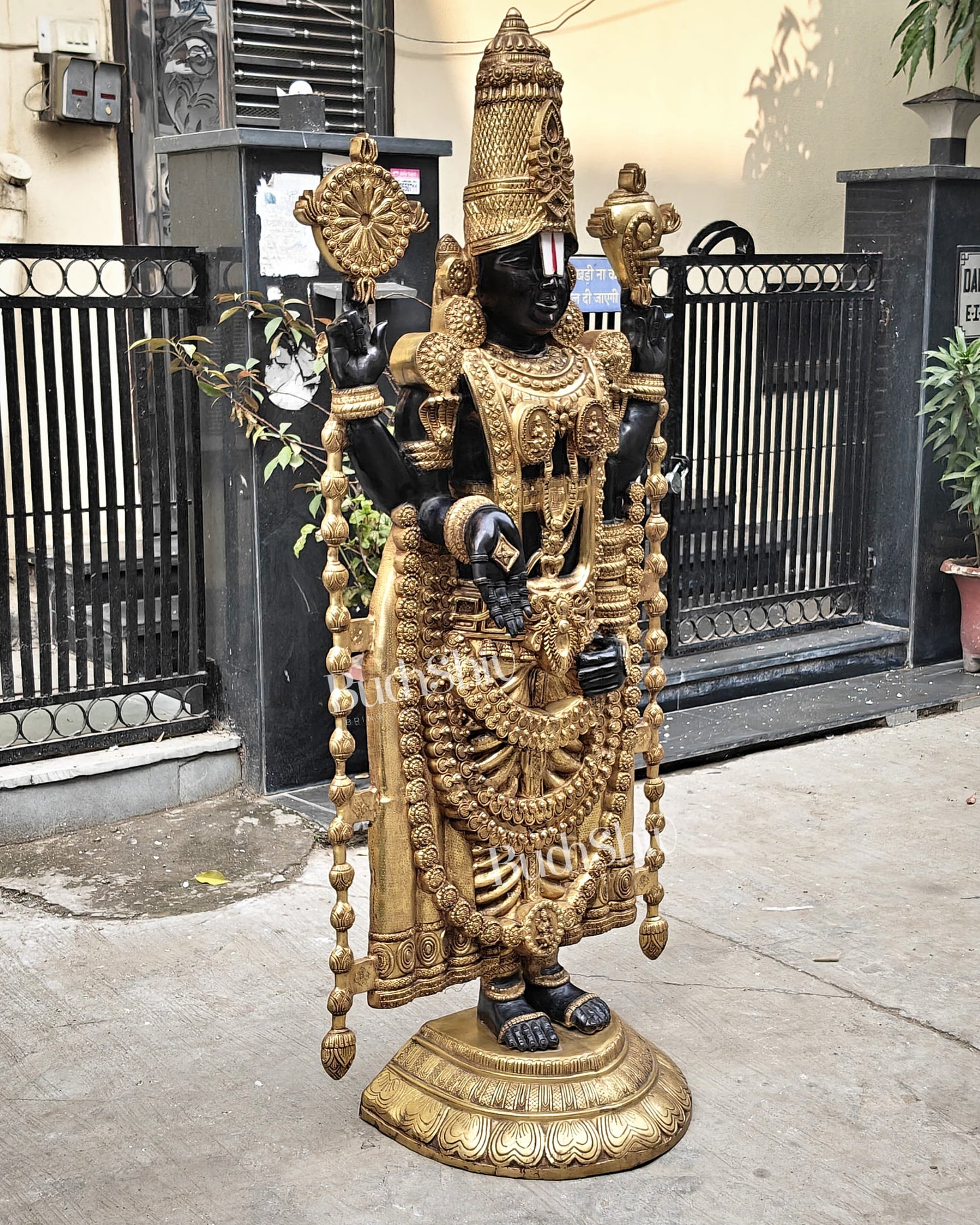 Brass Tirupati Balaji Lord Venkateshwara 6 feet tall/69 inch