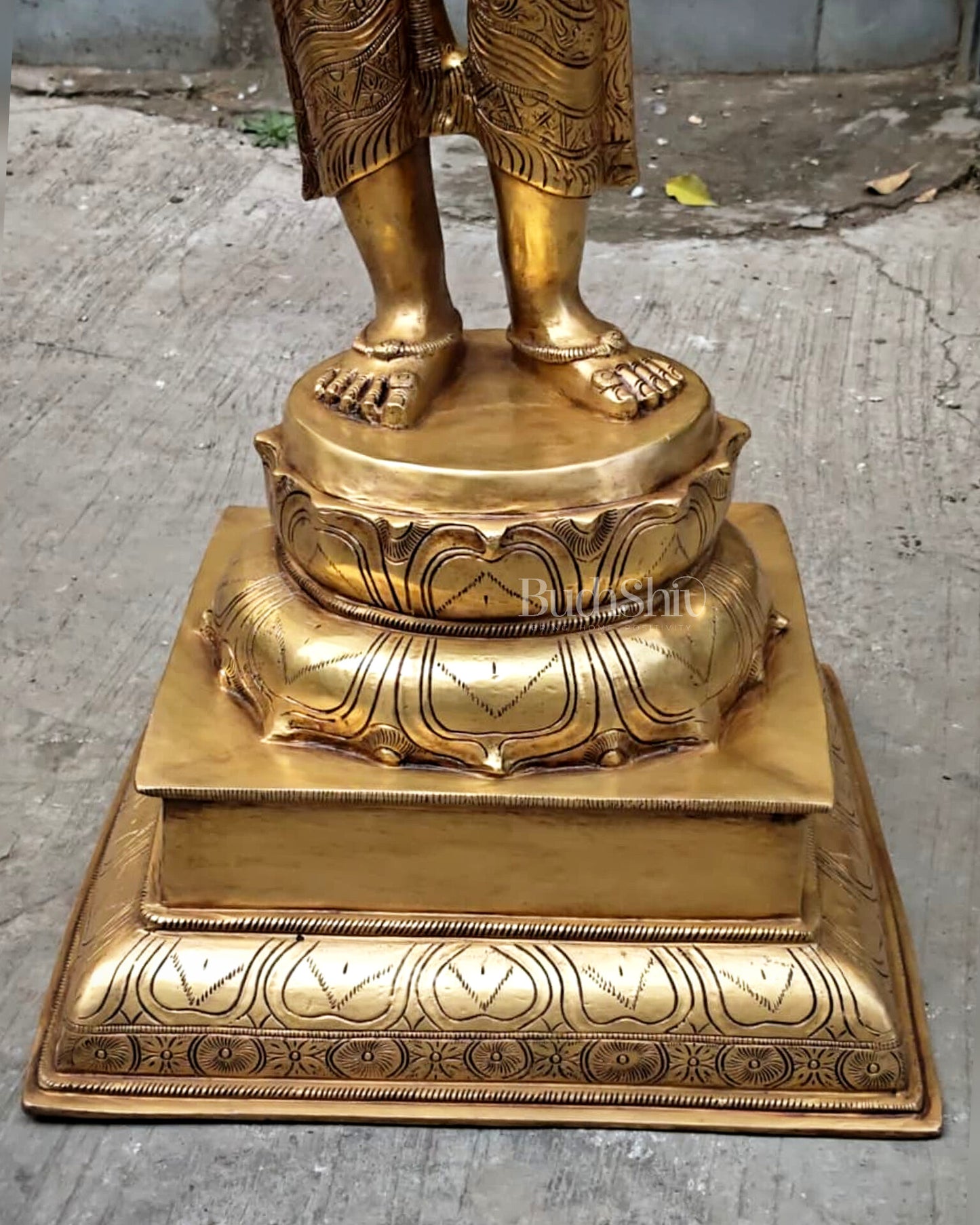 Pure Brass Namaste Lady Statue | Traditional Indian Welcome Woman Sculpture (51 Inch)