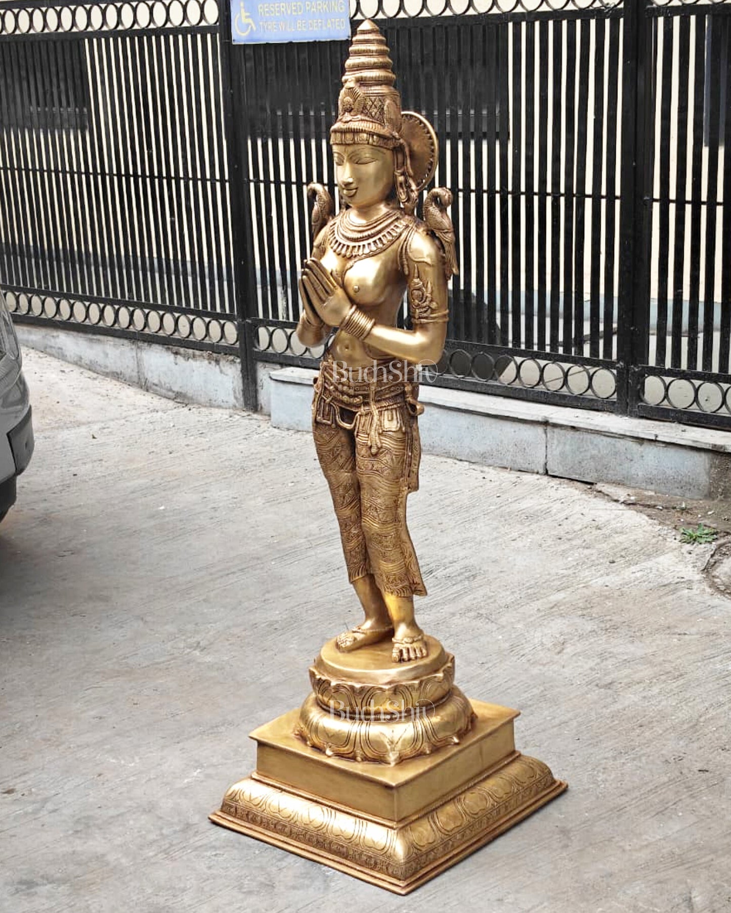 Pure Brass Namaste Lady Statue | Traditional Indian Welcome Woman Sculpture (51 Inch)