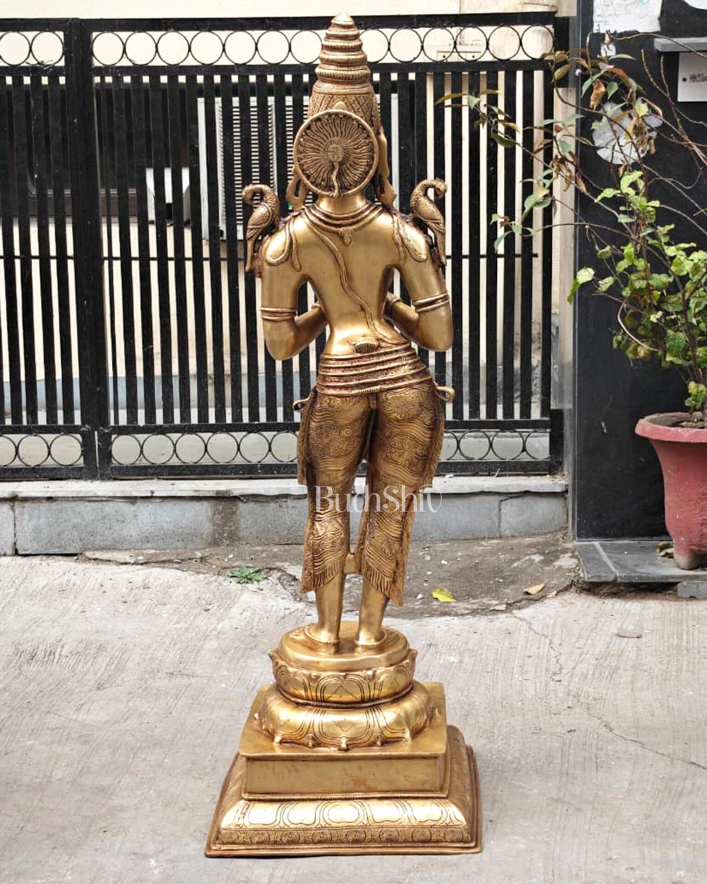 Pure Brass Namaste Lady Statue | Traditional Indian Welcome Woman Sculpture (51 Inch)