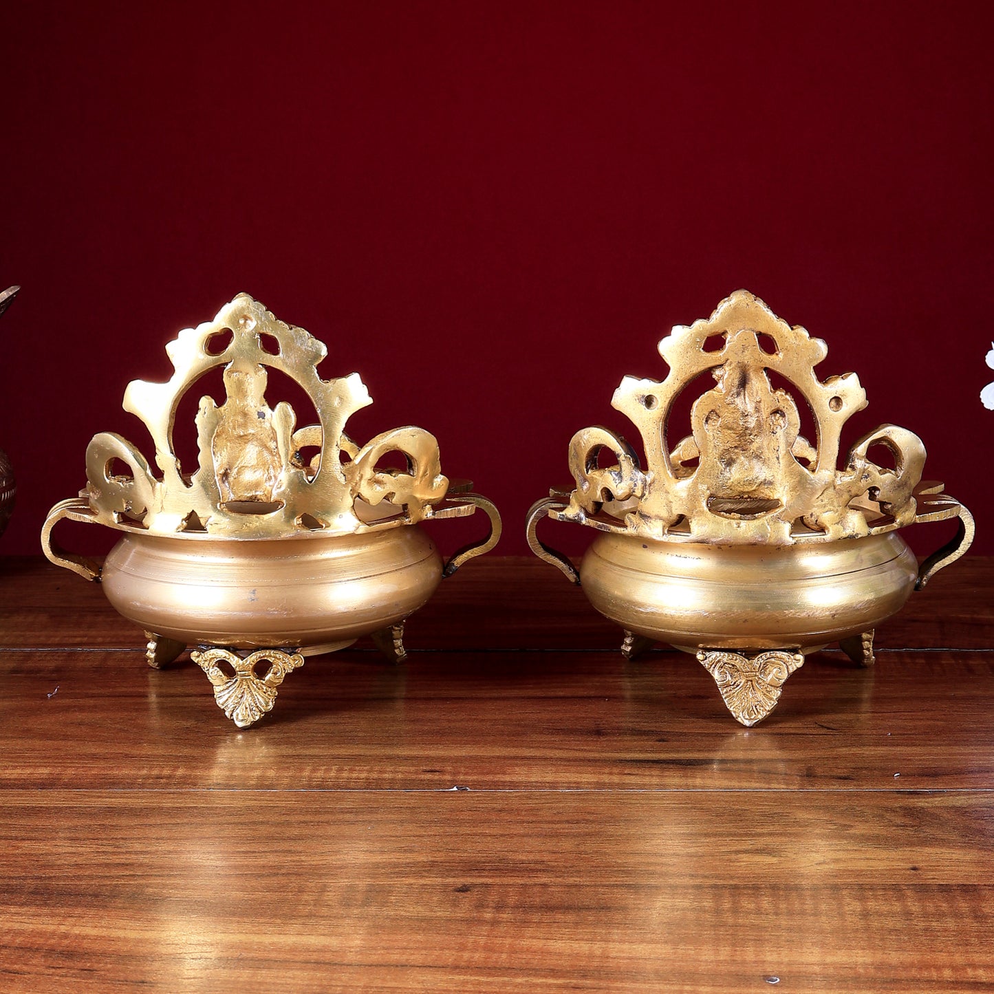 Lord Ganesha and Goddess Lakshmi Brass Statues on Decorative Urli 7 inch