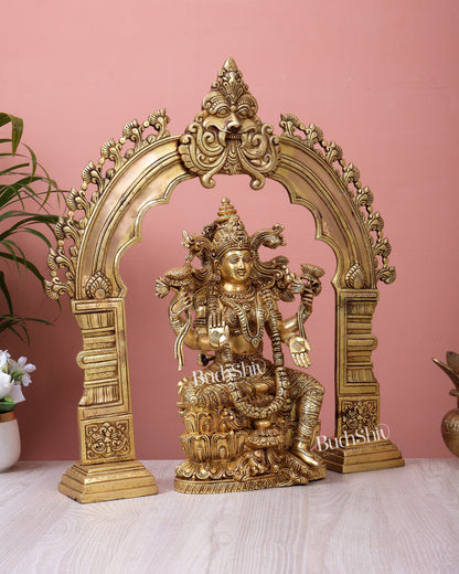 Majestic Brass Goddess Lakshmi Idol with Kirtimukha Prabhavali Arch Aureole | Superfine Temple Decor Set (21.5 Inch Frame)