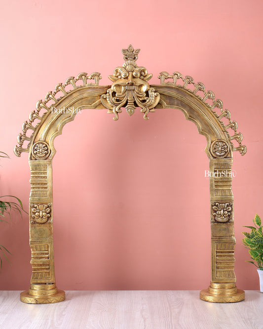 Brass Large Kirtimukha Prabhavali Arch Frame (37 Inch, 22.6 Kg)