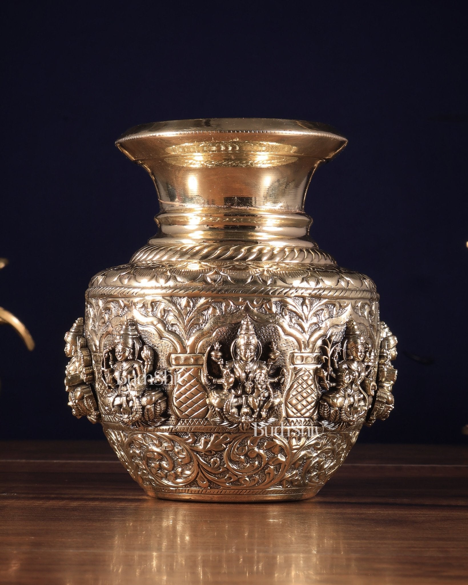Brass Ashtalakshmi Kalash | 3D - Budhshiv.com