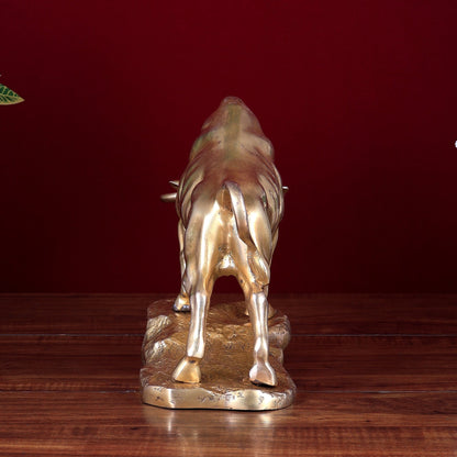 Brass Charging Bull Home Décor Showpiece - Budhshiv.com