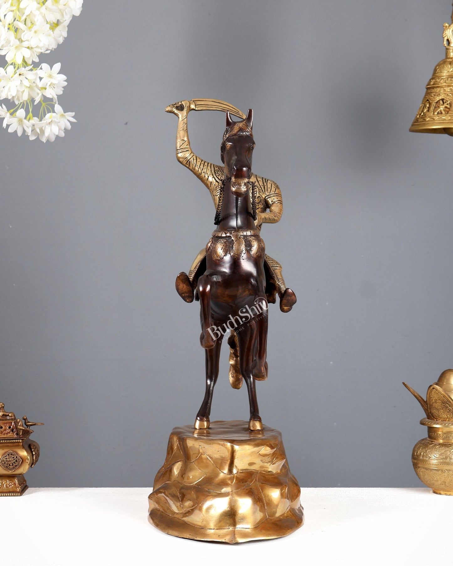 Brass Chhatrapati Shivaji Maharaj on Horse Statue – Large Warrior Sculpture Dual Tone Finish (22 Inches) - Budhshiv.com