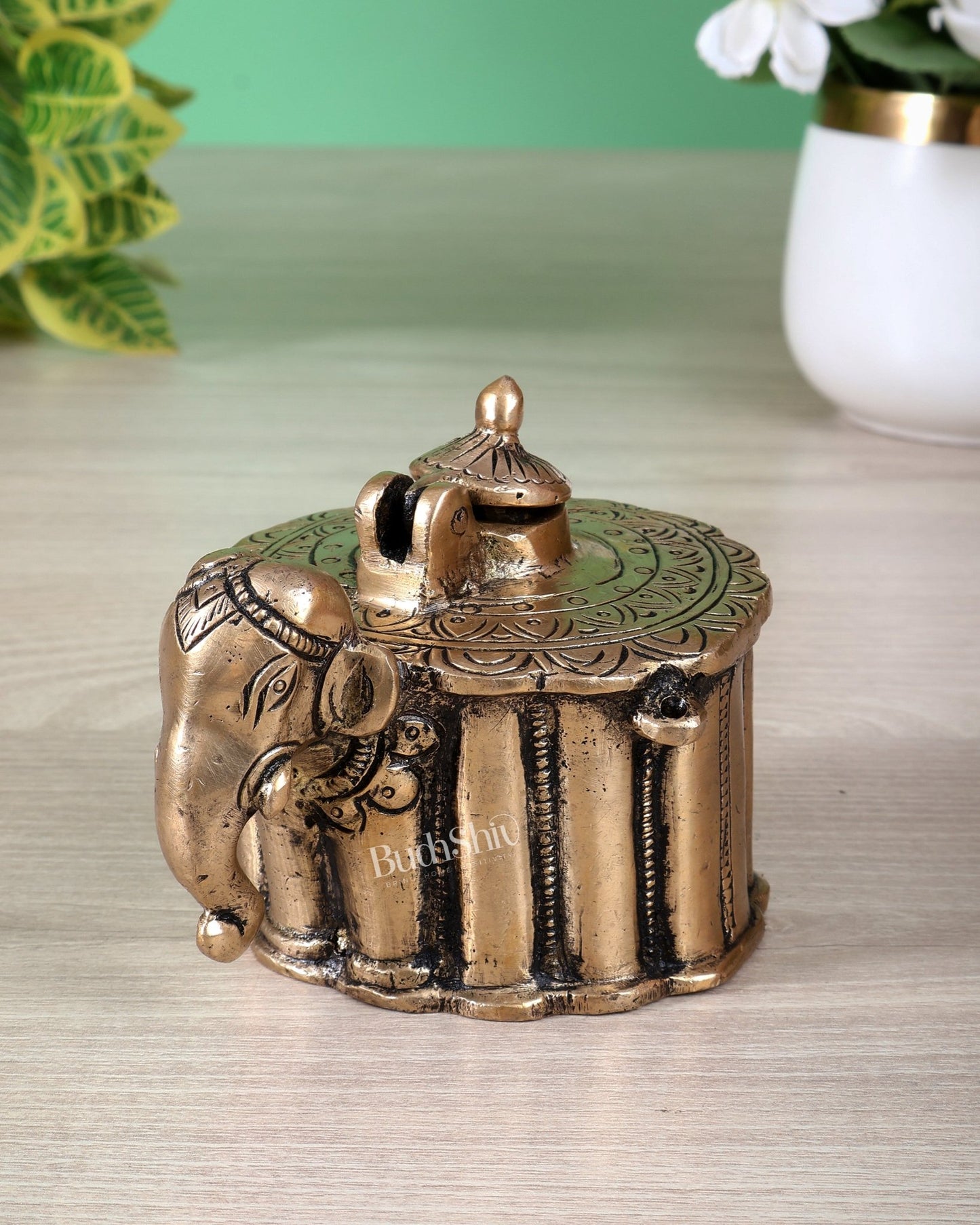 Brass Elephant Design Ink Pot – Vintage Desk Collectible - Budhshiv.com