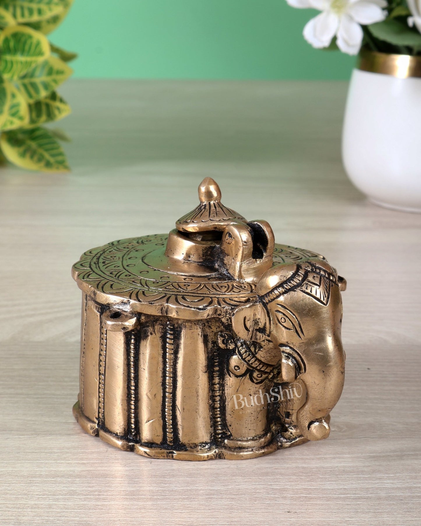 Brass Elephant Design Ink Pot – Vintage Desk Collectible - Budhshiv.com