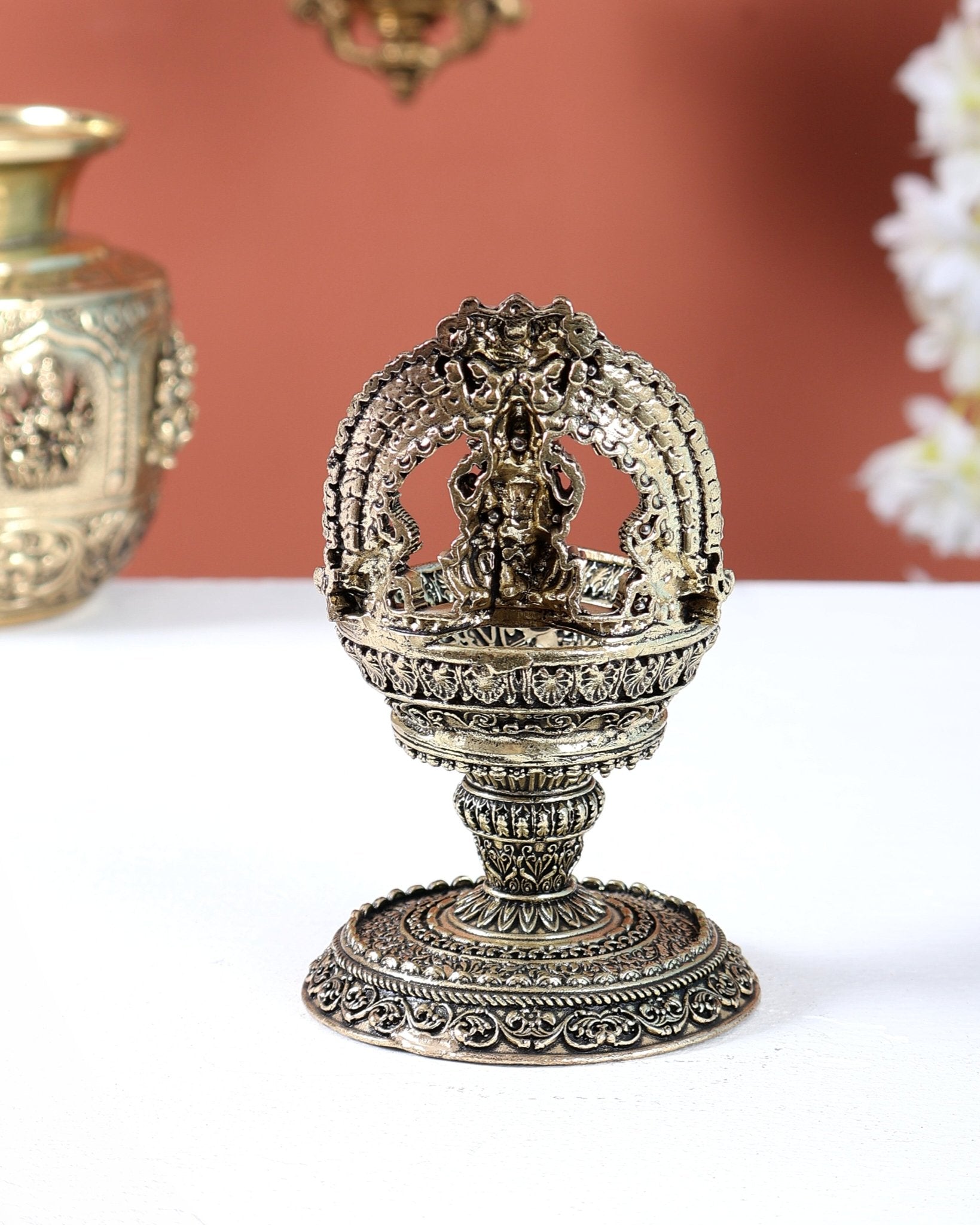 Brass Gajalakshmi Kamatchi Vilakku | Superfine Lakshmi Deepam for Puja 4.5" - Budhshiv.com
