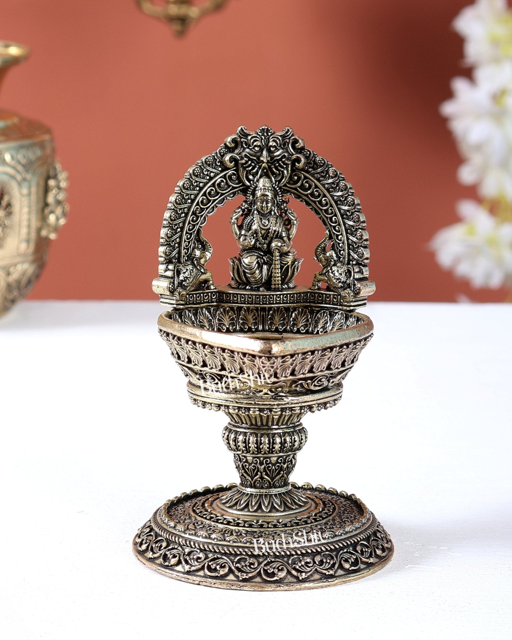 Brass Gajalakshmi Kamatchi Vilakku | Superfine Lakshmi Deepam for Puja 4.5" - Budhshiv.com