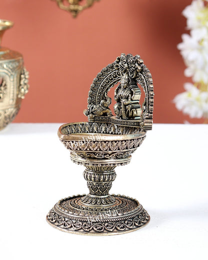 Brass Gajalakshmi Kamatchi Vilakku | Superfine Lakshmi Deepam for Puja 4.5" - Budhshiv.com