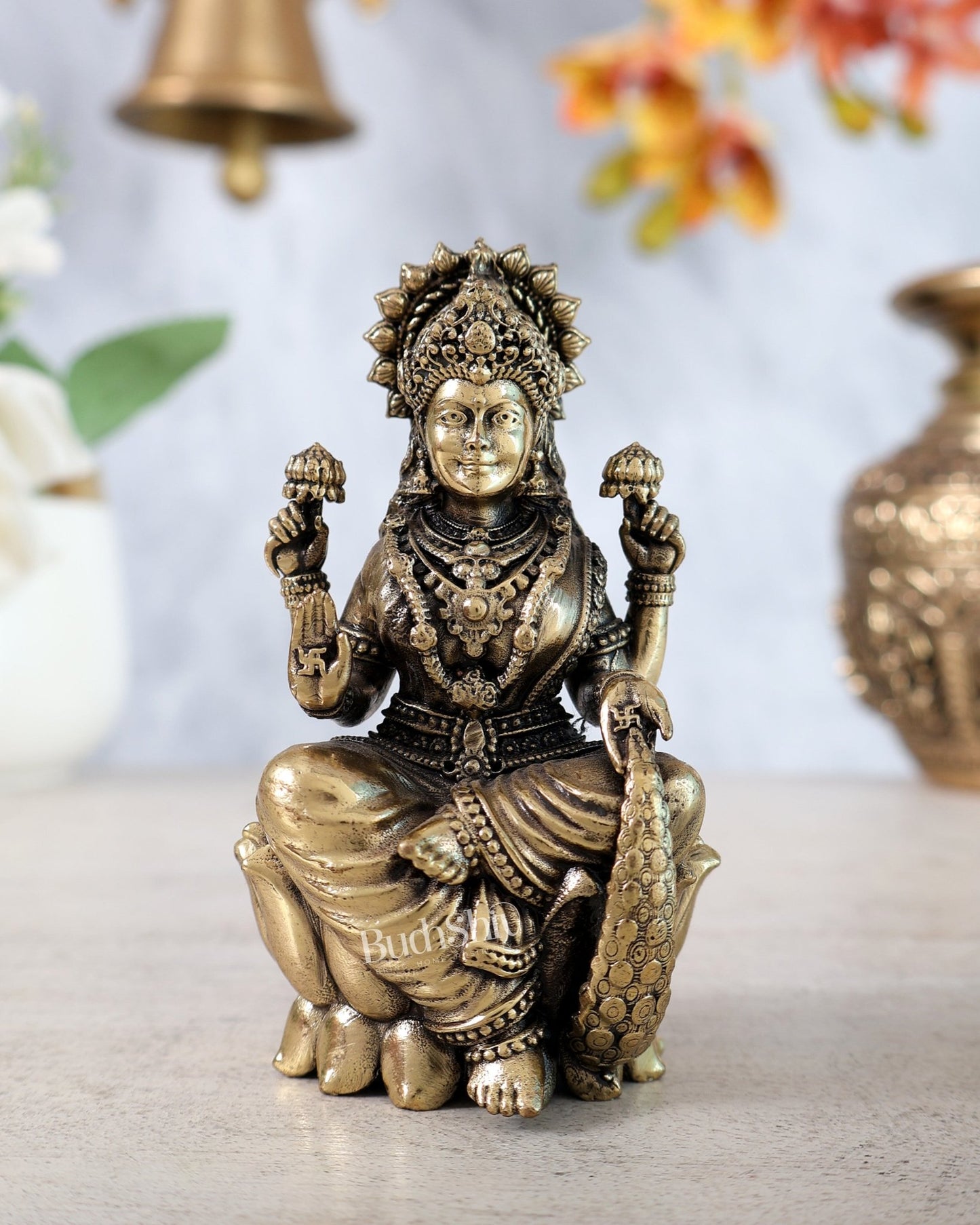 Brass Ganesha Lakshmi Idol Set on Lotus | Auspicious Lakshmi Ganesh Murti for Puja 4" - Budhshiv.com