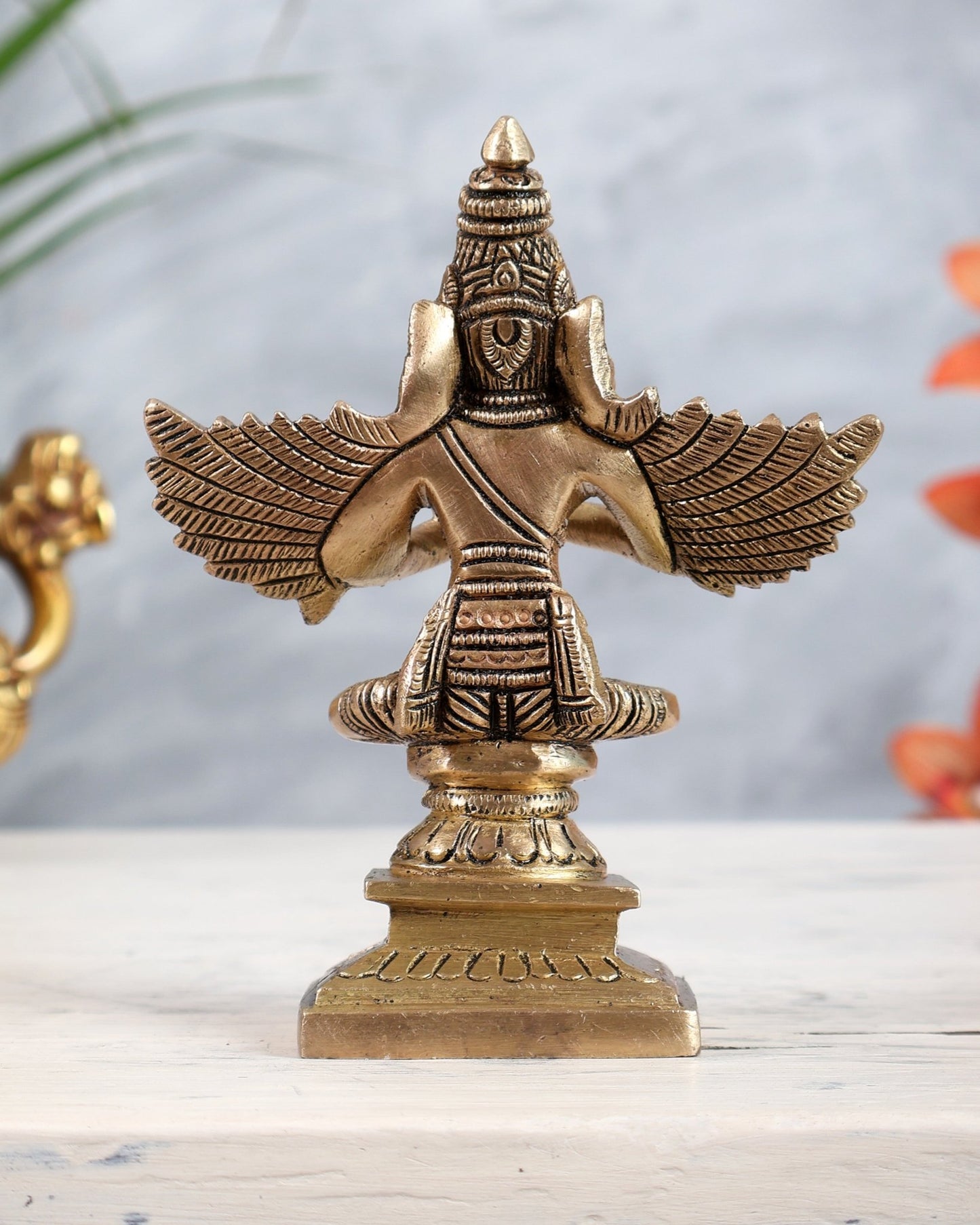 Brass Garuda Statue in Anjali Mudra | Sacred Vishnu Vahana Sculpture 5.5" - Budhshiv.com