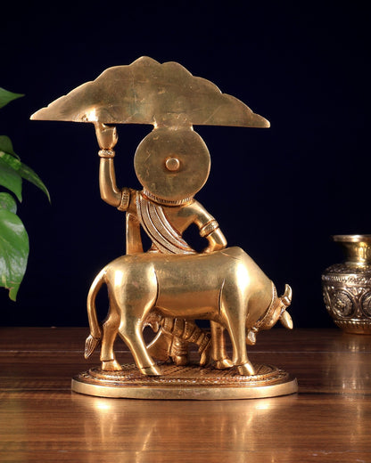 Brass Govardhan Krishna Statue – 8.5 Inch Divine Lifting Govardhan Hill Idol (2.2 KG) - Budhshiv.com