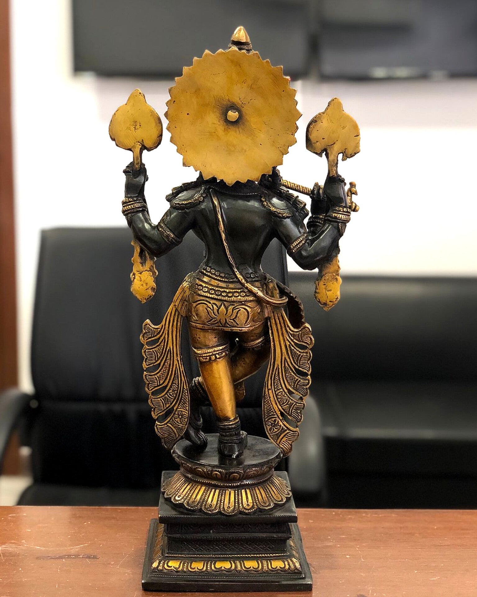 Brass Handcrafted Krishna Statue | 20 inch - Budhshiv.com