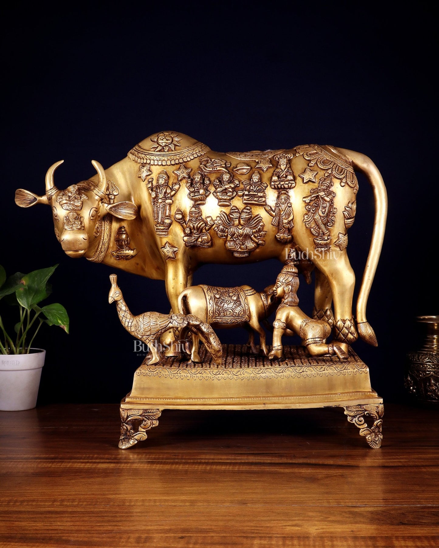 Brass Kamdhenu cow with calf idol large 20 inch - Budhshiv.com