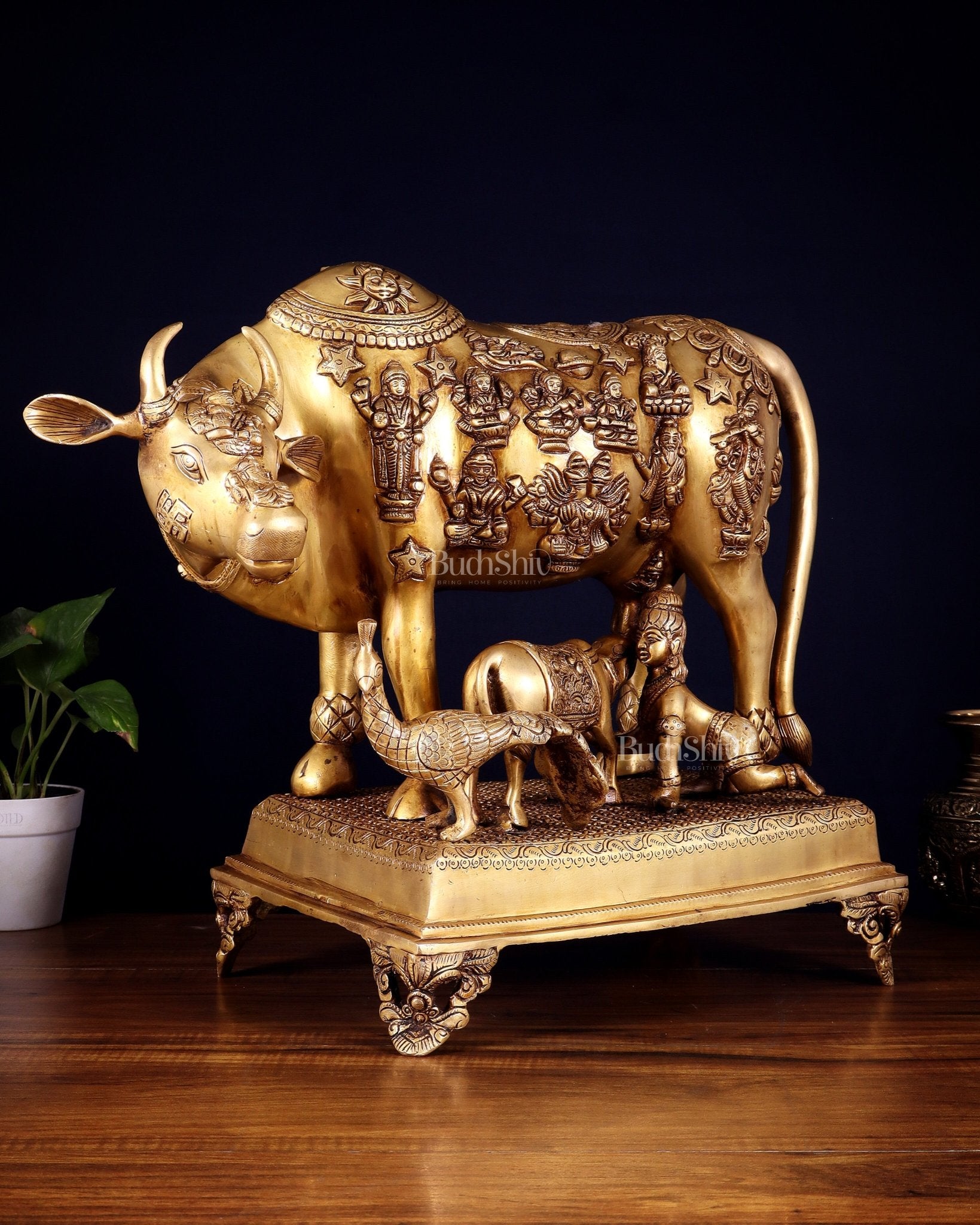 Brass Kamdhenu cow with calf idol large 20 inch - Budhshiv.com