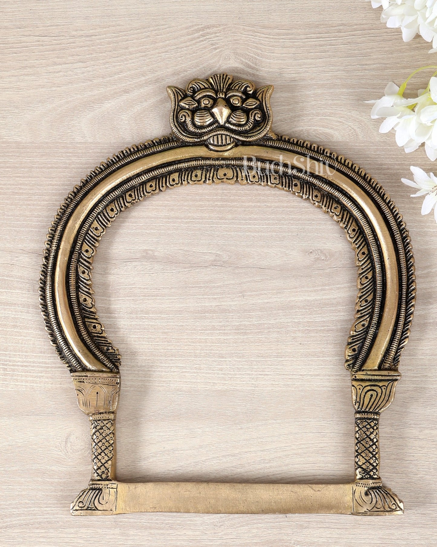 Brass Kirtimukha Design Prabhavali Wall Hanging – 12.2 Inch Sacred Temple Arch - Budhshiv.com