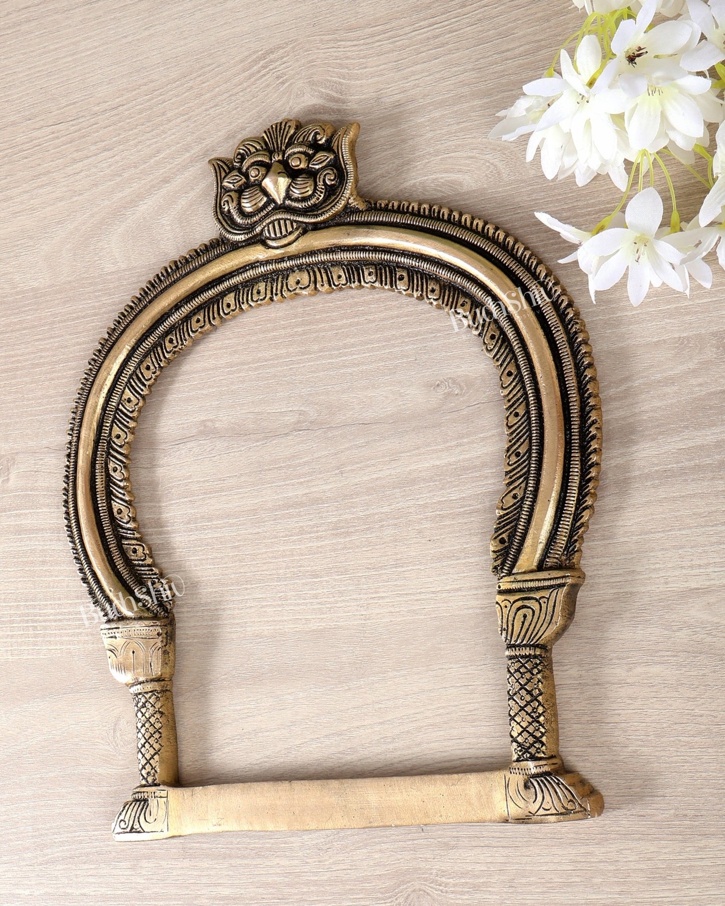 Brass Kirtimukha Design Prabhavali Wall Hanging – 12.2 Inch Sacred Temple Arch - Budhshiv.com
