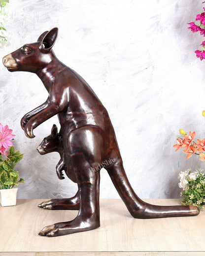 Brass Large Kangaroo with Baby Joey Sculpture – Handcrafted Wildlife Masterpiece (34 Inches) - Budhshiv.com