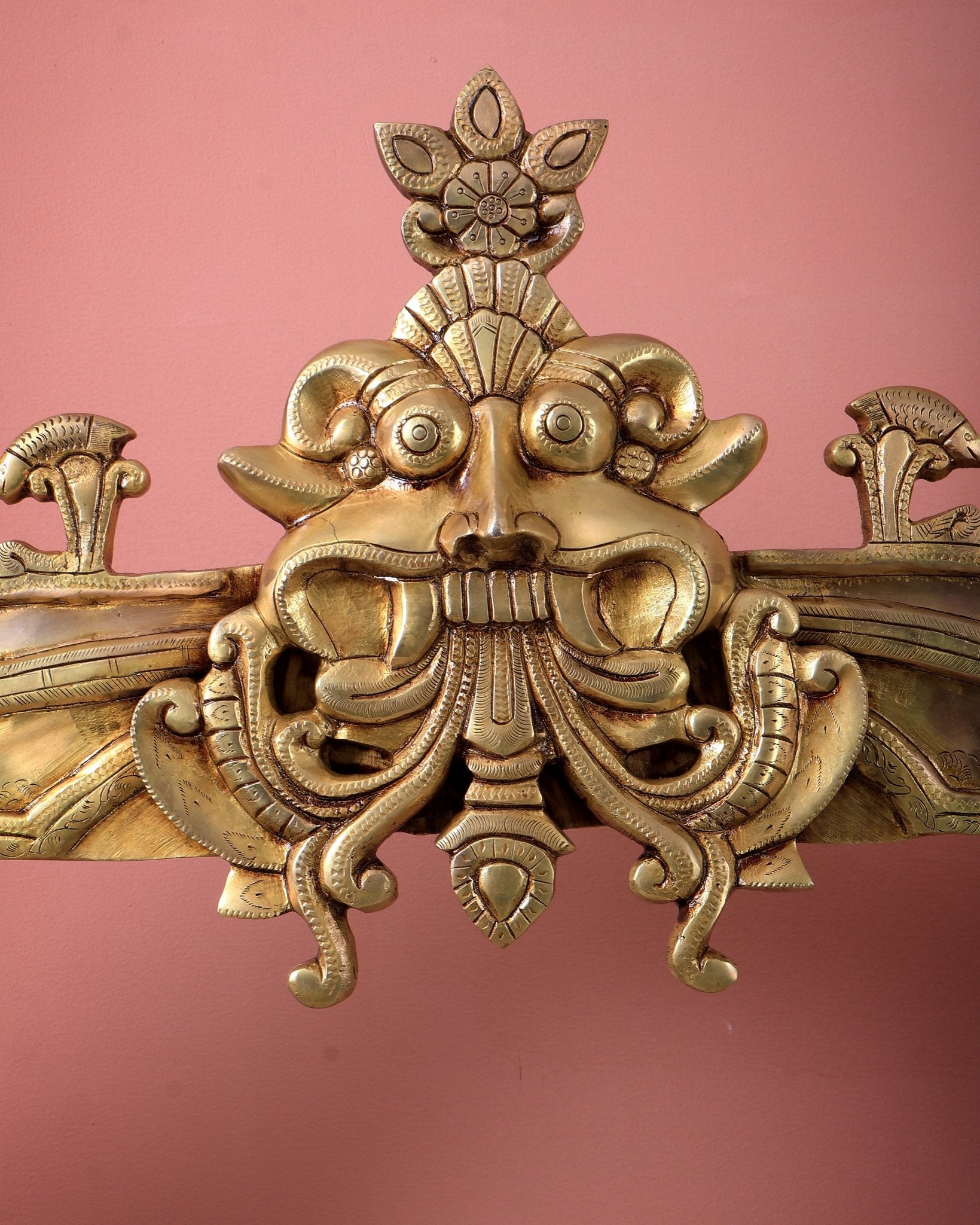 Brass Large Kirtimukha Prabhavali Arch Frame (37 Inch, 22.6 Kg) - Budhshiv.com
