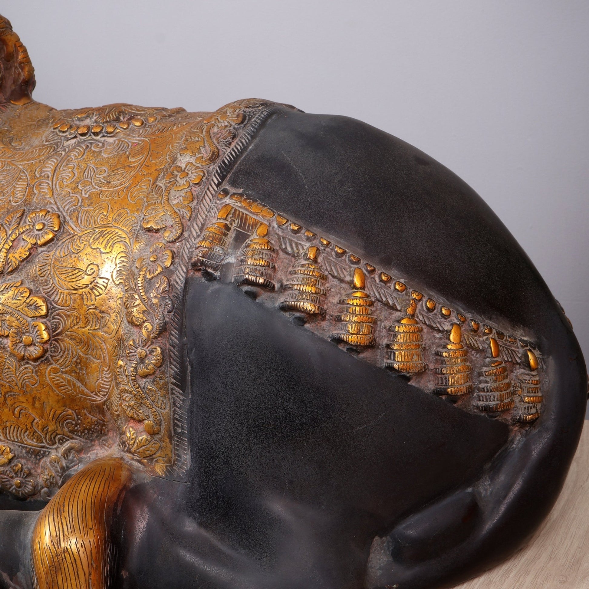 Brass Large Nandi statue Ink Black and Golden finish |33" - Budhshiv.com