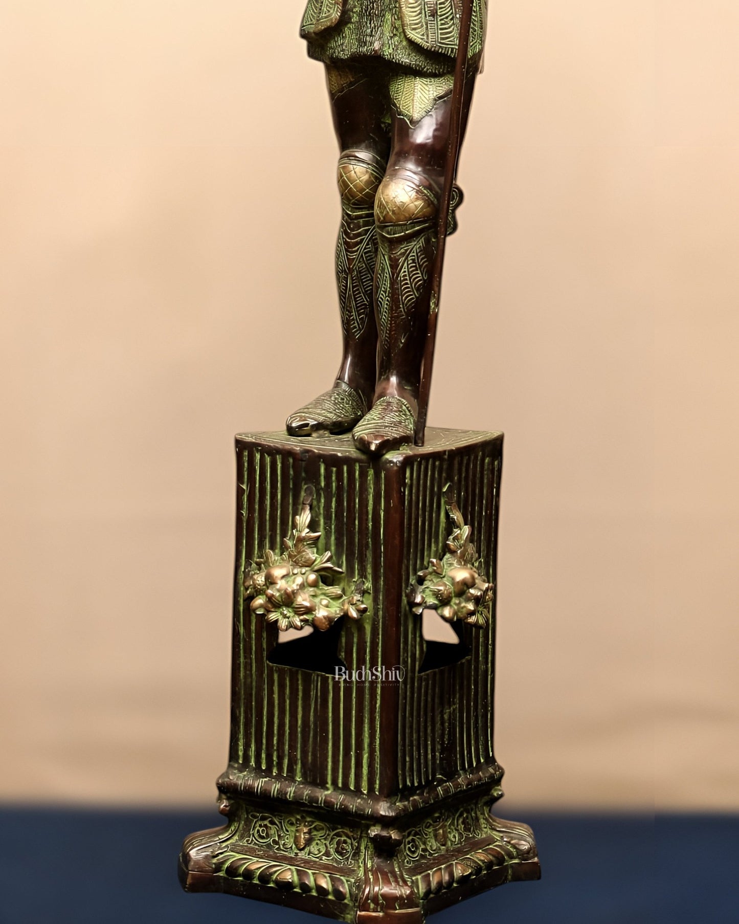 Brass Large Roman Warrior Vintage Statue – 49" - Budhshiv.com