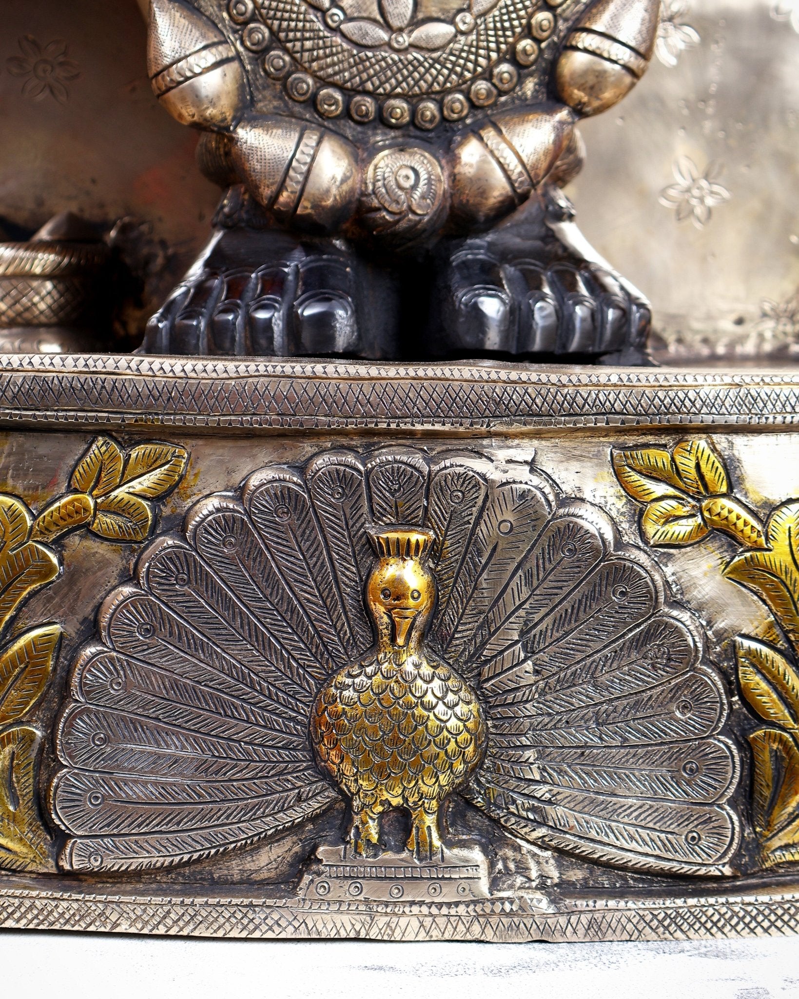 Brass Large Shrinath Ji Statue – Permanent Black & Golden Finish with Pichwai Style Base 36 inch - Budhshiv.com