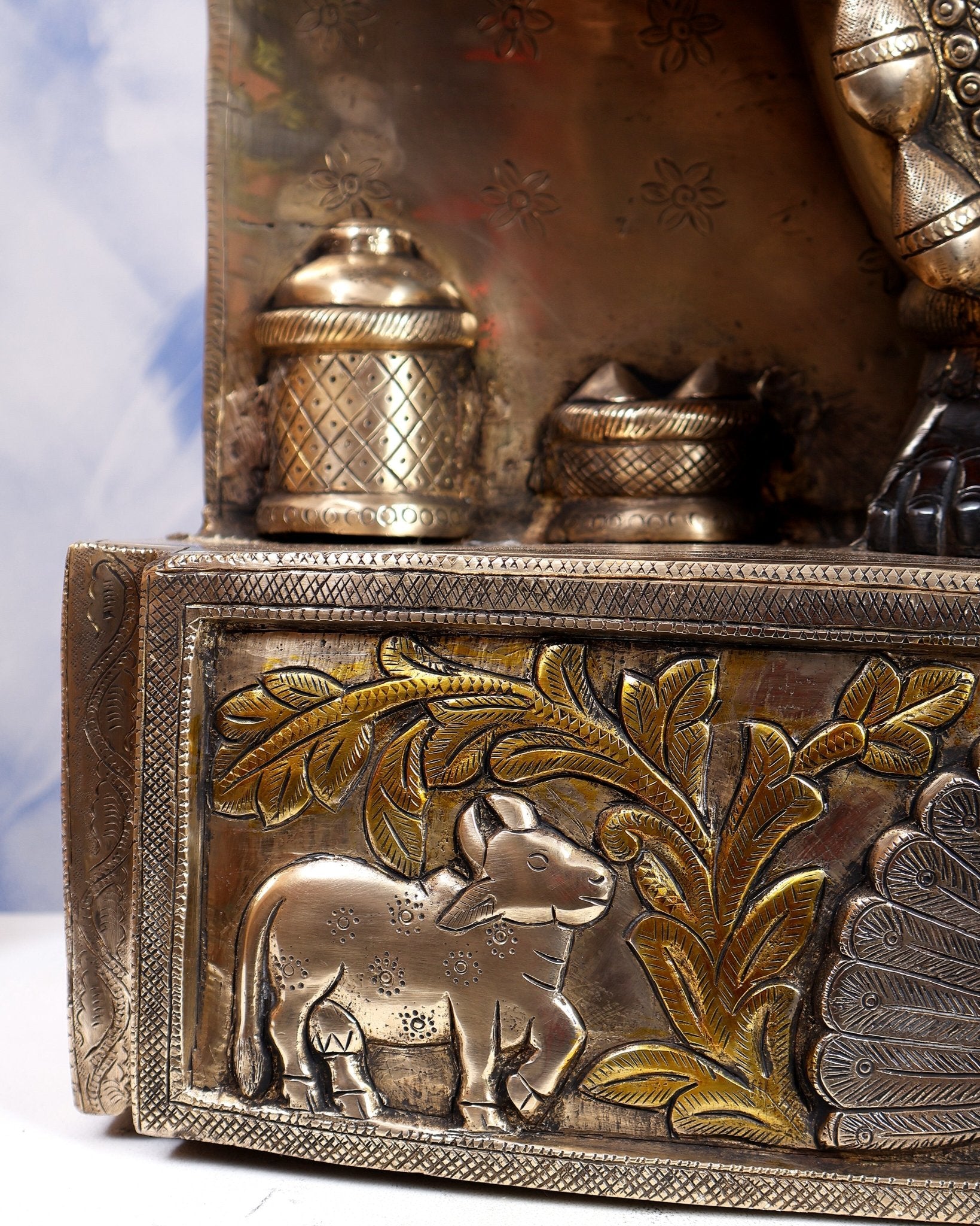 Brass Large Shrinath Ji Statue – Permanent Black & Golden Finish with Pichwai Style Base 36 inch - Budhshiv.com