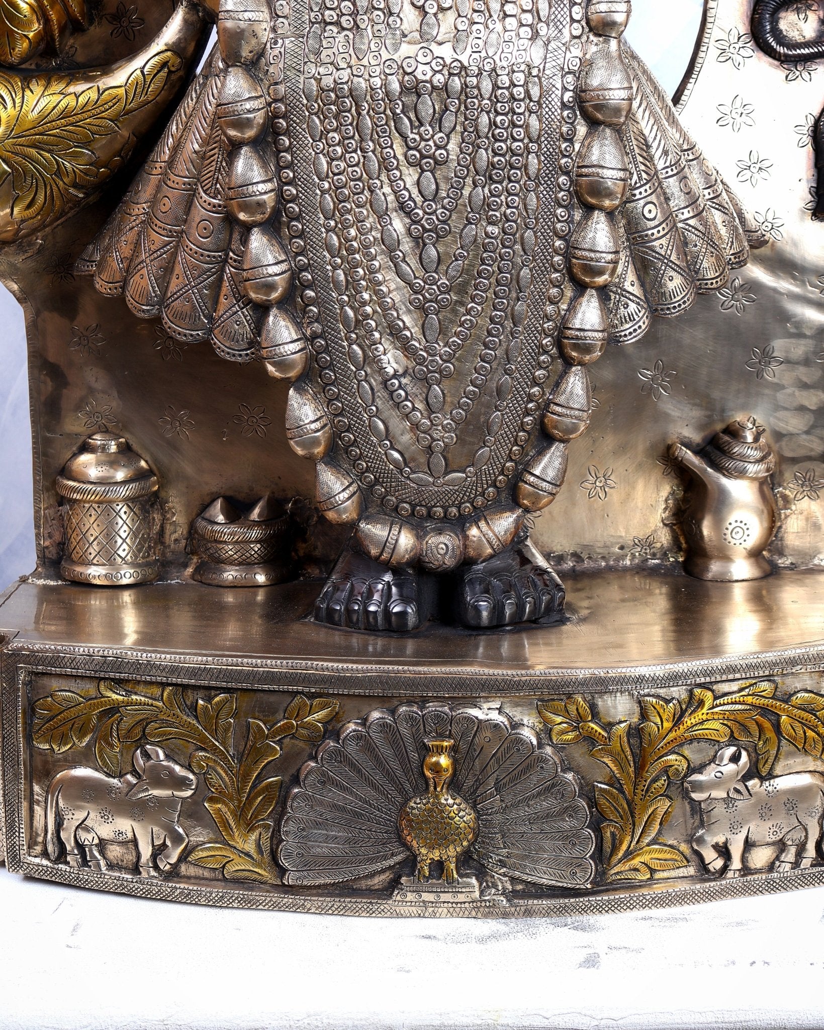 Brass Large Shrinath Ji Statue – Permanent Black & Golden Finish with Pichwai Style Base 36 inch - Budhshiv.com