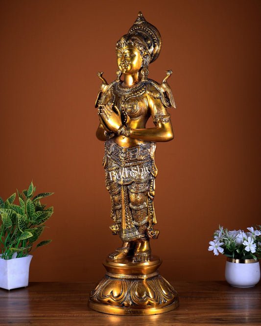 Brass Large Welcome Namaste Lady Statue – 30.5 Inch - Budhshiv.com